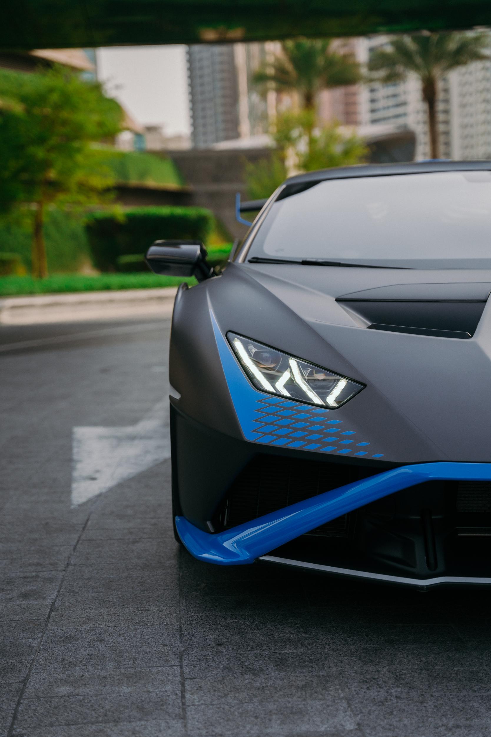 Rent Lamborghini Dubai | Huracan Sto Rent Lamborghini Dubai | Huracan Sto